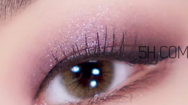 la girl四色眼影色號(hào)試色 洛杉磯女孩眼影試色 la girl四色眼影色號(hào)試色 洛杉磯女孩眼影試色