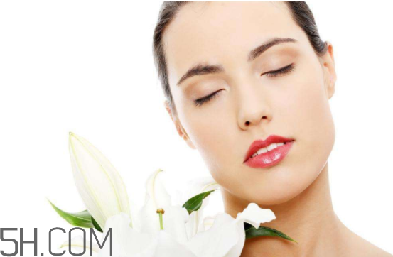 珂潤(rùn)和minon哪個(gè)好用?minon和珂潤(rùn)哪個(gè)便宜? 珂潤(rùn)和minon哪個(gè)好用?minon和珂潤(rùn)哪個(gè)便宜?