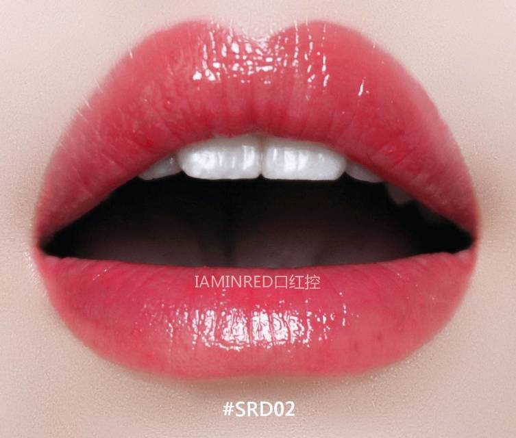 美寶蓮小燈管唇膏怎么樣_美寶蓮縱情耀唇膏好用嗎