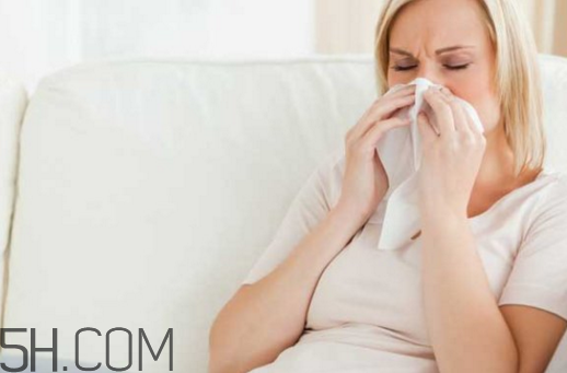 感冒為什么會耳朵疼？大熱天感冒的癥狀
