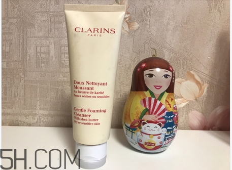 嬌韻詩(shī)洗面奶哪款好用_嬌韻詩(shī)洗面奶哪種顏色好用 嬌韻詩(shī)洗面奶哪款好用_嬌韻詩(shī)洗面奶哪種顏色好用