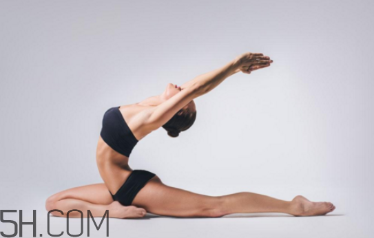 膝蓋疼可以練瑜伽嗎？練瑜伽可以瘦肚子嗎？