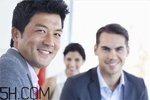 甲亢會引起脫發(fā)嗎?甲亢會影響性功能嗎? 甲亢會引起脫發(fā)嗎?甲亢會影響性功能嗎?