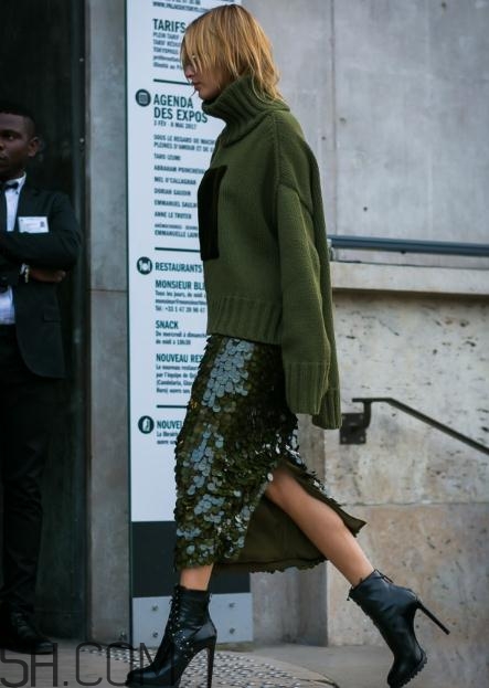 肩寬的女生冬天怎么穿？肩寬的女生冬天穿搭技巧