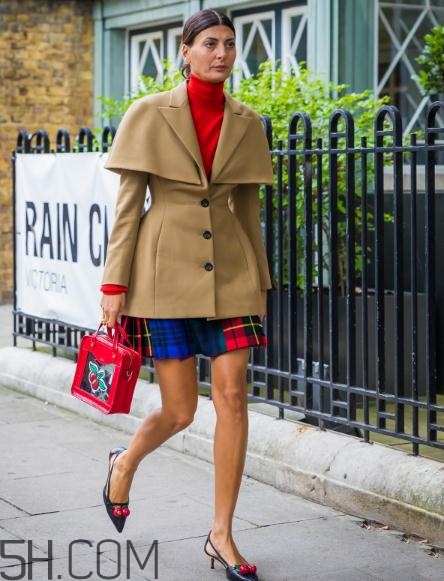 肩窄的女生冬天怎么穿？肩窄的女生冬天穿搭技巧