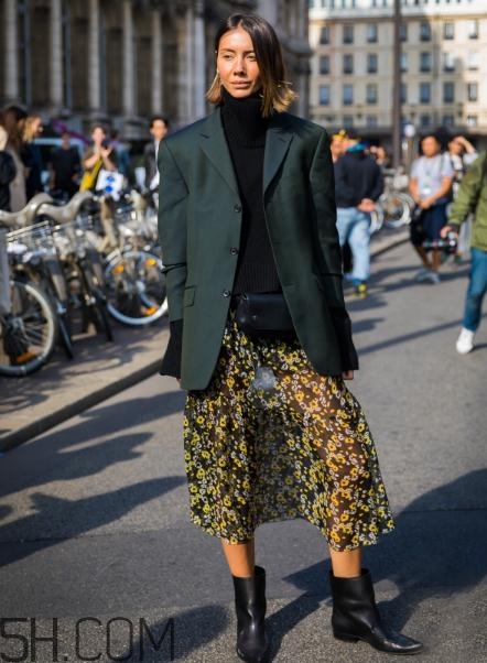 肩窄的女生冬天怎么穿？肩窄的女生冬天穿搭技巧