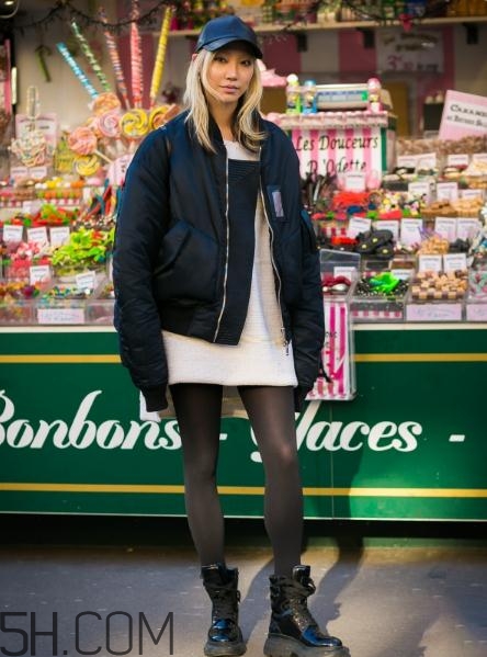 肩窄的女生冬天怎么穿？肩窄的女生冬天穿搭技巧