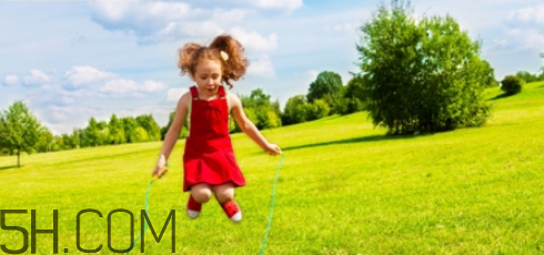 跳繩會傷膝蓋嗎？怎樣跳繩不傷膝蓋？