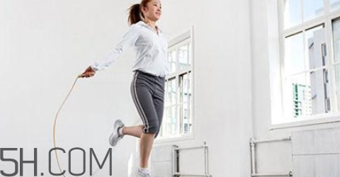 跳繩會傷膝蓋嗎？怎樣跳繩不傷膝蓋？