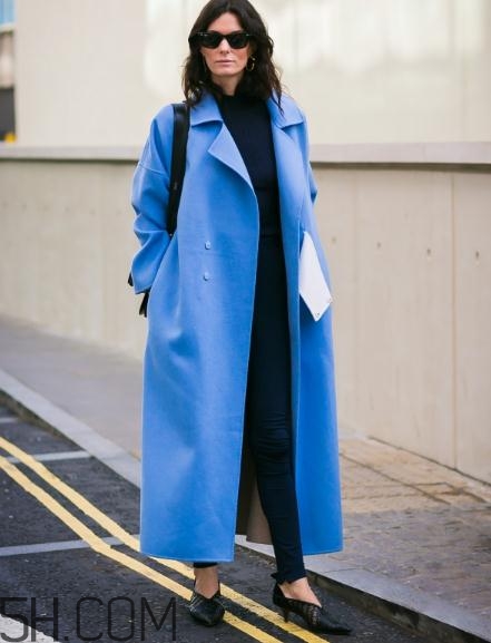 胸大的人適合穿什么衣服？胸大的女生穿什么衣服好看？