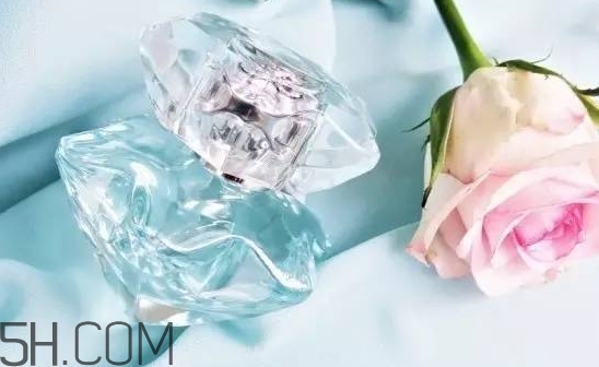 萬寶龍lady emblem香水好聞嗎？萬寶龍lady emblem藍鉆香水價格