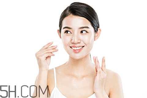 粉刺會痛嗎？粉刺會留疤嗎？