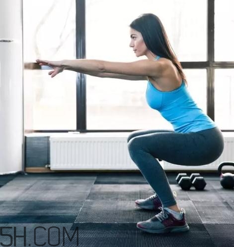 為什么做深蹲會頭暈？深蹲頭暈怎么改善？