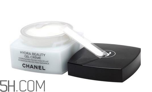 香奈兒山茶花面霜用法 香奈兒山茶花面霜好用嗎 香奈兒山茶花面霜用法 香奈兒山茶花面霜好用嗎