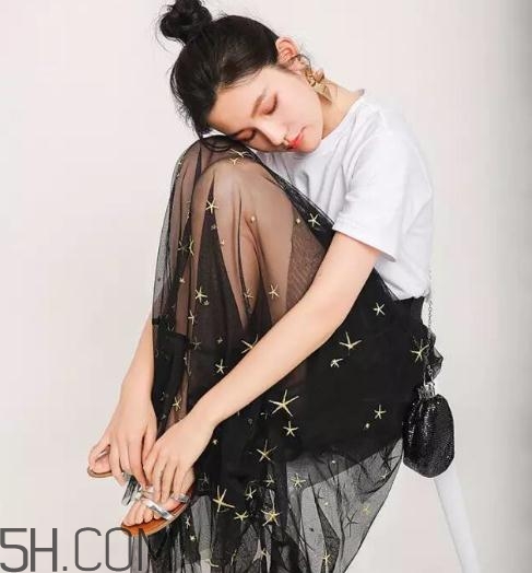 one more的衣服怎么樣？one more衣服貴嗎？