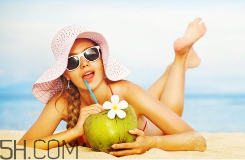 丸美防曬霜的價格是多少？spf50的防曬霜傷皮膚嗎？