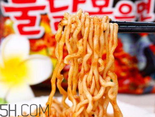 火雞面不能和什么一起吃 火雞面和什么一起吃好 火雞面不能和什么一起吃 火雞面和什么一起吃好