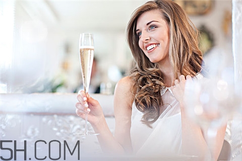 烤瓷牙對做ct有影響嗎？烤瓷牙對腎臟有影響嗎？