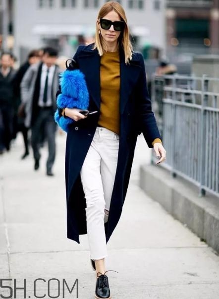 毛呢大衣搭配什么鞋子？毛呢大衣搭配鞋子圖片