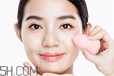 烤瓷牙會(huì)引起口臭嗎？烤瓷牙會(huì)掉嗎？