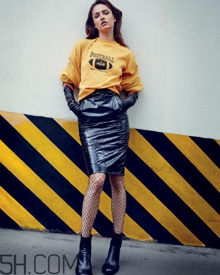 皮裙搭配什么鞋子好看？皮裙搭配鞋子圖片