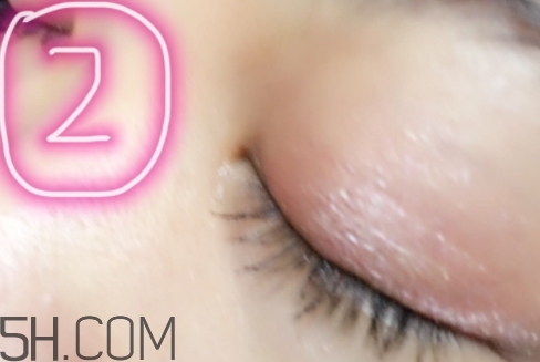 眼影可以當(dāng)眉粉嗎？眼影和眉粉有什么區(qū)別