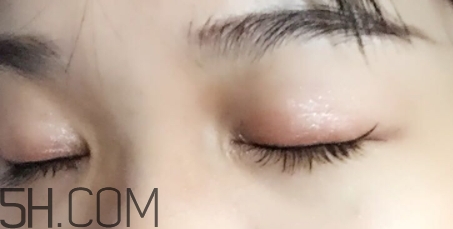 眼影可以當(dāng)眉粉嗎？眼影和眉粉有什么區(qū)別