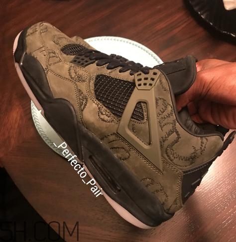 kaws與air jordan 4聯(lián)名橄欖綠版本實(shí)物什么樣？