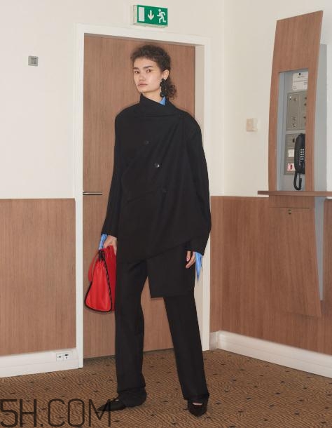 balenciaga巴黎世家2018度假系列怎么樣_好看嗎？