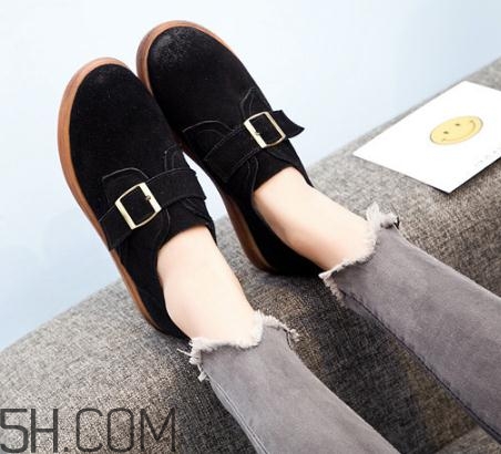 翻毛皮鞋發(fā)白怎么辦？翻毛皮鞋發(fā)亮怎么辦？