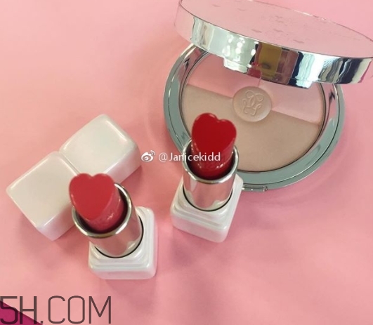 嬌蘭紅殼氣墊多少錢？嬌蘭紅殼限定氣墊色號試色