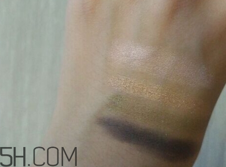 卡姿蘭眼影好用嗎？卡姿蘭眼影評測