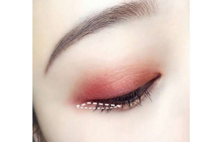 南瓜色眼影搭配 南瓜色眼影的畫法 南瓜色眼影搭配 南瓜色眼影的畫法