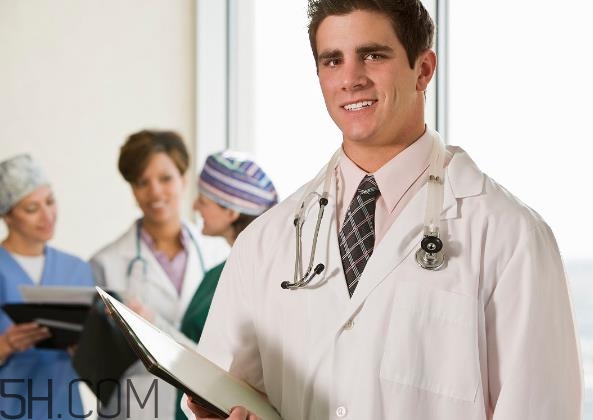 濕疹能曬太陽(yáng)嗎？濕疹能打預(yù)防針嗎？