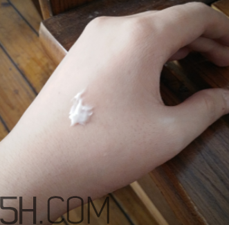 絲塔芙面霜嬰兒能用嗎？絲塔芙面霜怎么樣？