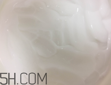 絲塔芙面霜嬰兒能用嗎？絲塔芙面霜怎么樣？