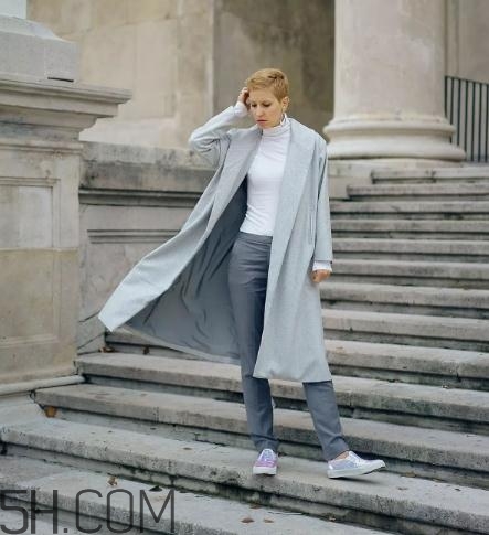 灰色大衣怎么搭配？灰色大衣穿搭圖片
