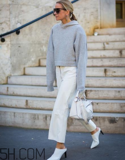 冬天穿闊腿褲配什么鞋子？冬天闊腿褲搭配鞋子圖片
