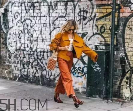 短靴配什么褲子好看？短靴怎么搭配褲子？