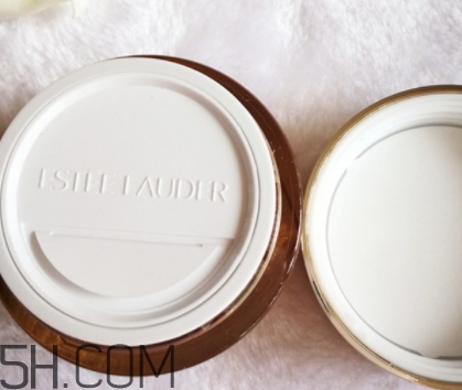 雅詩蘭黛萬能面霜成分 雅詩蘭黛萬能面霜功效 雅詩蘭黛萬能面霜成分 雅詩蘭黛萬能面霜功效