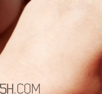 雅詩蘭黛萬能面霜成分 雅詩蘭黛萬能面霜功效 雅詩蘭黛萬能面霜成分 雅詩蘭黛萬能面霜功效