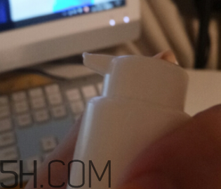 絲塔芙每日防曬保濕露好用嗎_產(chǎn)品評(píng)測 絲塔芙每日防曬保濕露好用嗎_產(chǎn)品評(píng)測