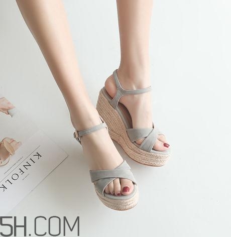 穿坡跟鞋有什么危害？孕婦可以穿坡跟鞋嗎？