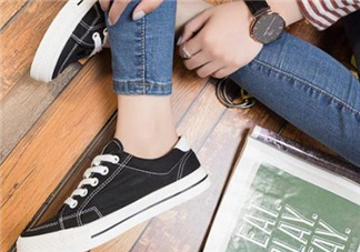 穿帆布鞋可以跑步嗎？穿帆布鞋跑步好嗎？