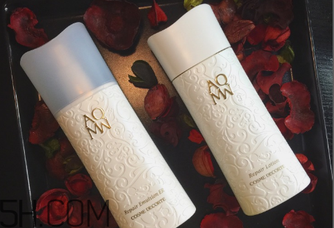 黛珂白檀水乳使用方法 黛珂白檀系列有幾個產(chǎn)品 黛珂白檀水乳使用方法 黛珂白檀系列有幾個產(chǎn)品