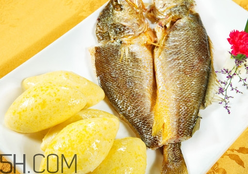 咸魚要泡多久？咸魚用冷水泡好還是熱水泡好