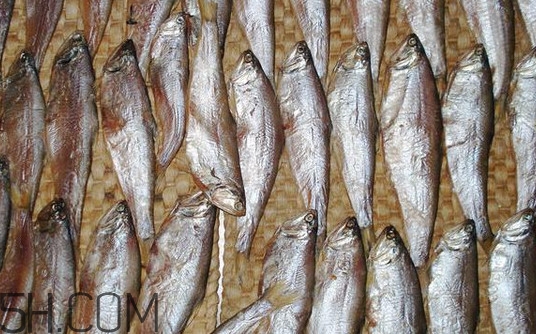 咸魚什么人不能吃？怎樣去除咸魚的咸