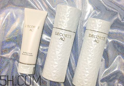 黛珂白檀水乳使用方法 黛珂白檀系列有幾個產(chǎn)品 黛珂白檀水乳使用方法 黛珂白檀系列有幾個產(chǎn)品