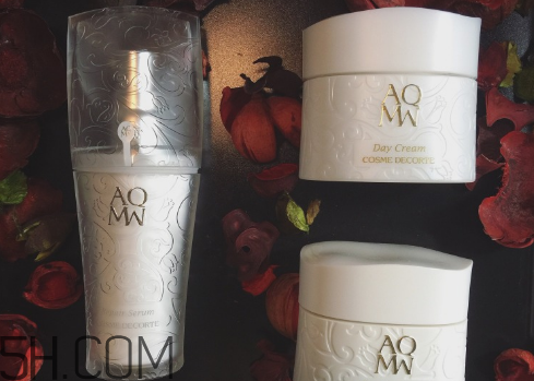 黛珂白檀水乳使用方法 黛珂白檀系列有幾個產(chǎn)品 黛珂白檀水乳使用方法 黛珂白檀系列有幾個產(chǎn)品