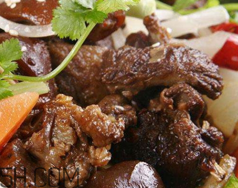 狗肉屬于熱性還是涼性 狗肉是熱性還是涼性 狗肉屬于熱性還是涼性 狗肉是熱性還是涼性